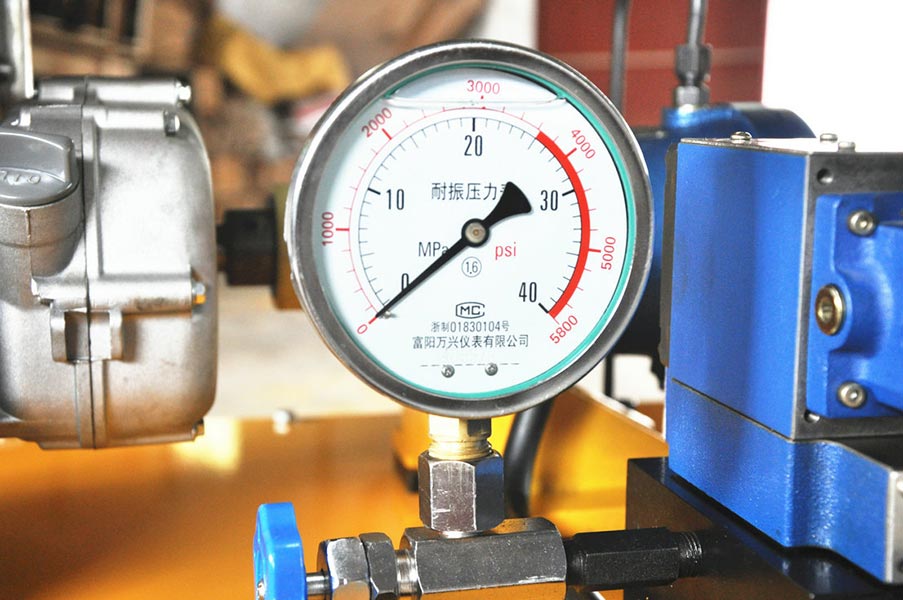 本田汽油機(jī)，野外作業(yè)機(jī)動(dòng)泵液壓站